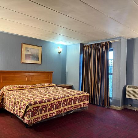 Admiral Motel By Oyo Chicago I-94 Екстер'єр фото